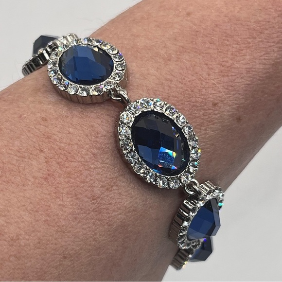Faceted Saphire Blue White CZ Cubic Zirconia Crystal 7 Link Halo Bracelet 7.5" - Picture 1 of 11